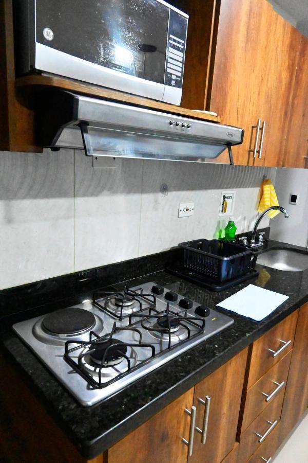 Апартаменты Andaliving Niquia Apartaestudio Бельо Экстерьер фото